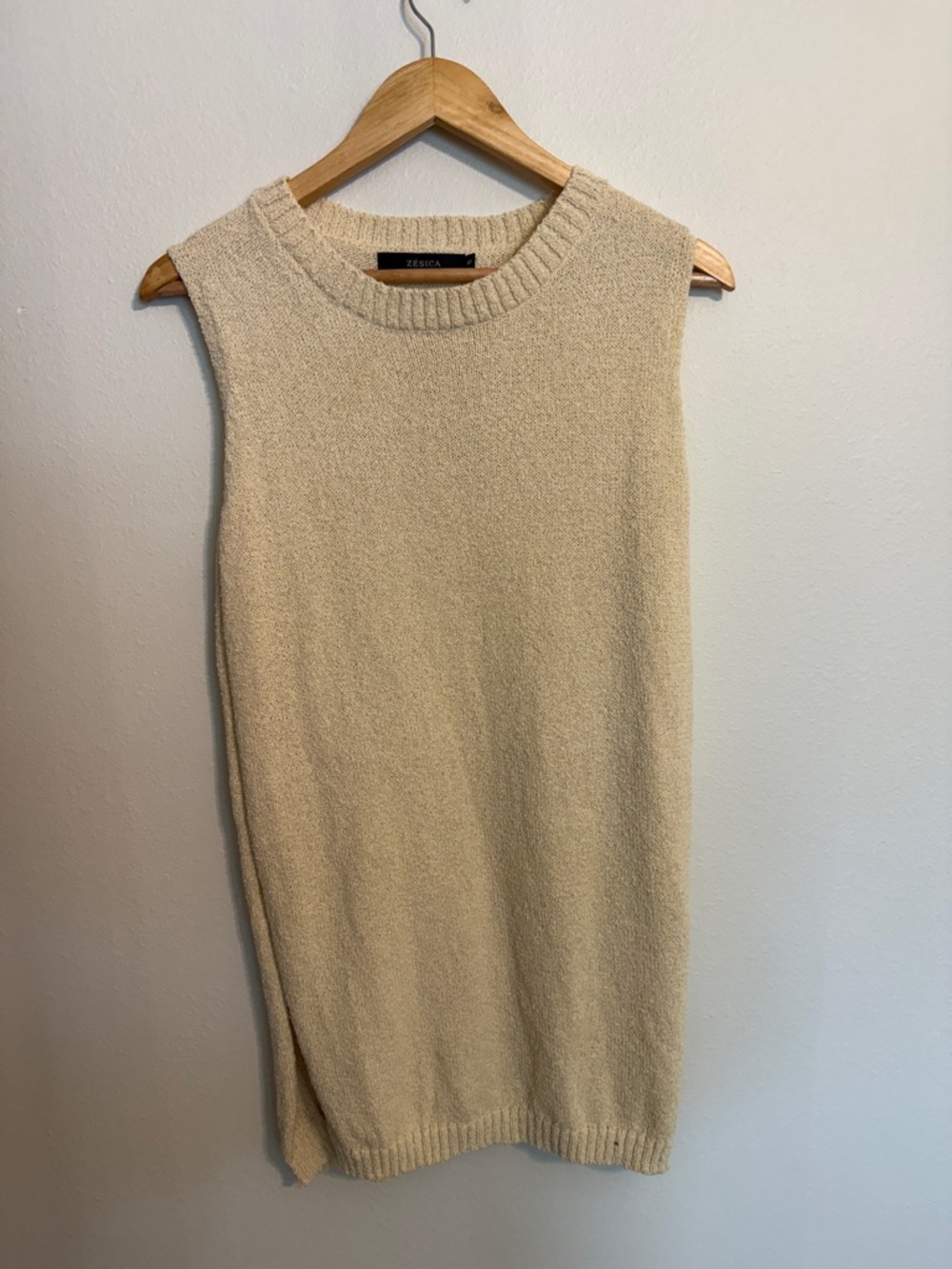 Zesica Cream Sleeveless Knit Tunic Top